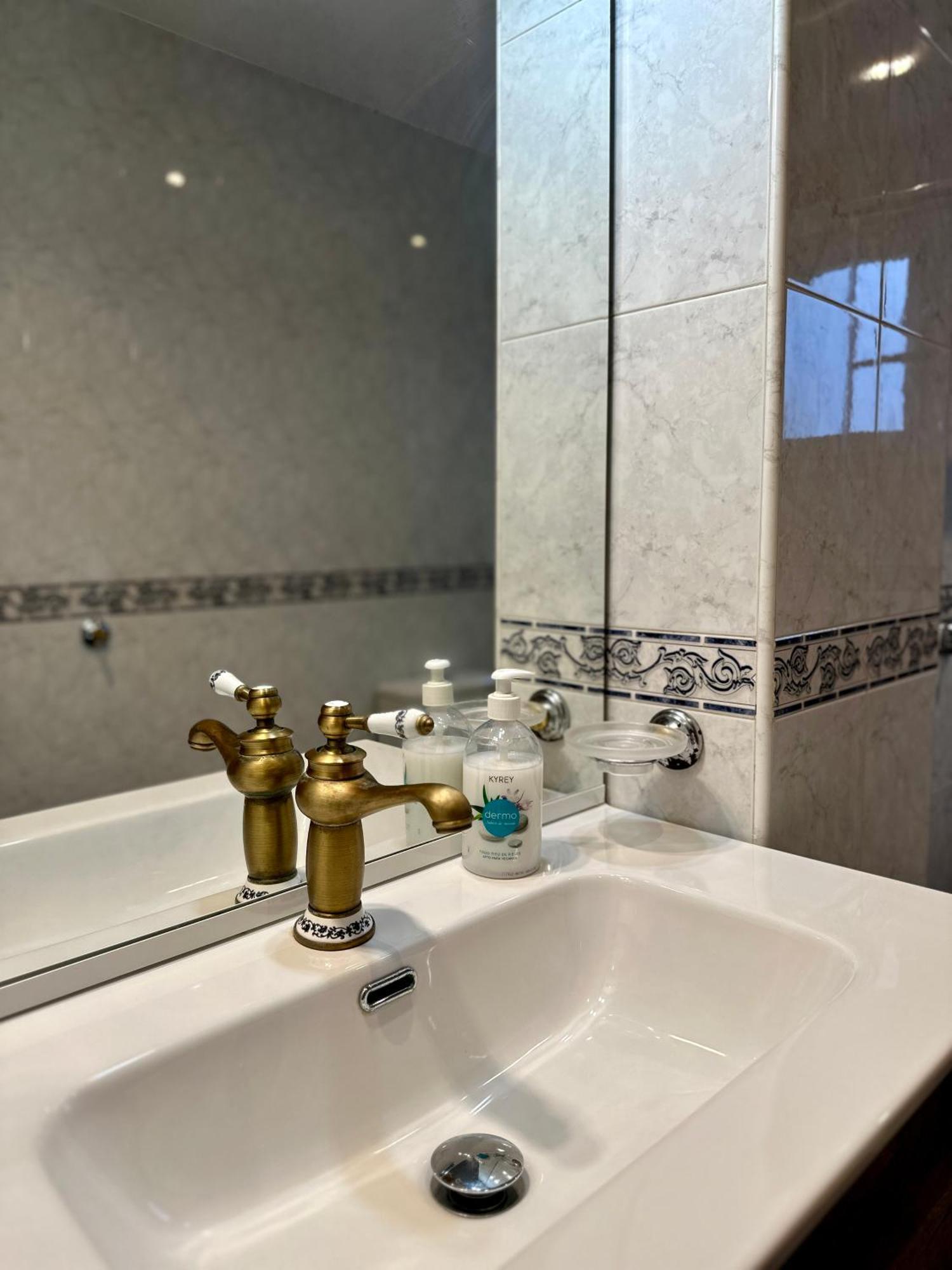 Very Best Flat Ust 800M Postiguet-Beach Alicante Exterior foto